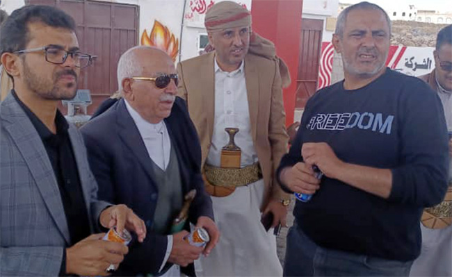 عضو مجلس النواب محمد سوار يحضر افتتاح ثلاث محطات غاز نموذجية في صنعاء
