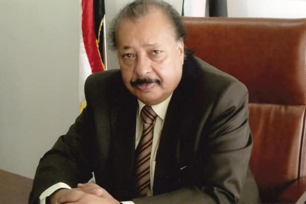 الدكتور عبدالوهاب محمود - رحمه الله - برلماني حكيم وهامة وطنية وقومية 