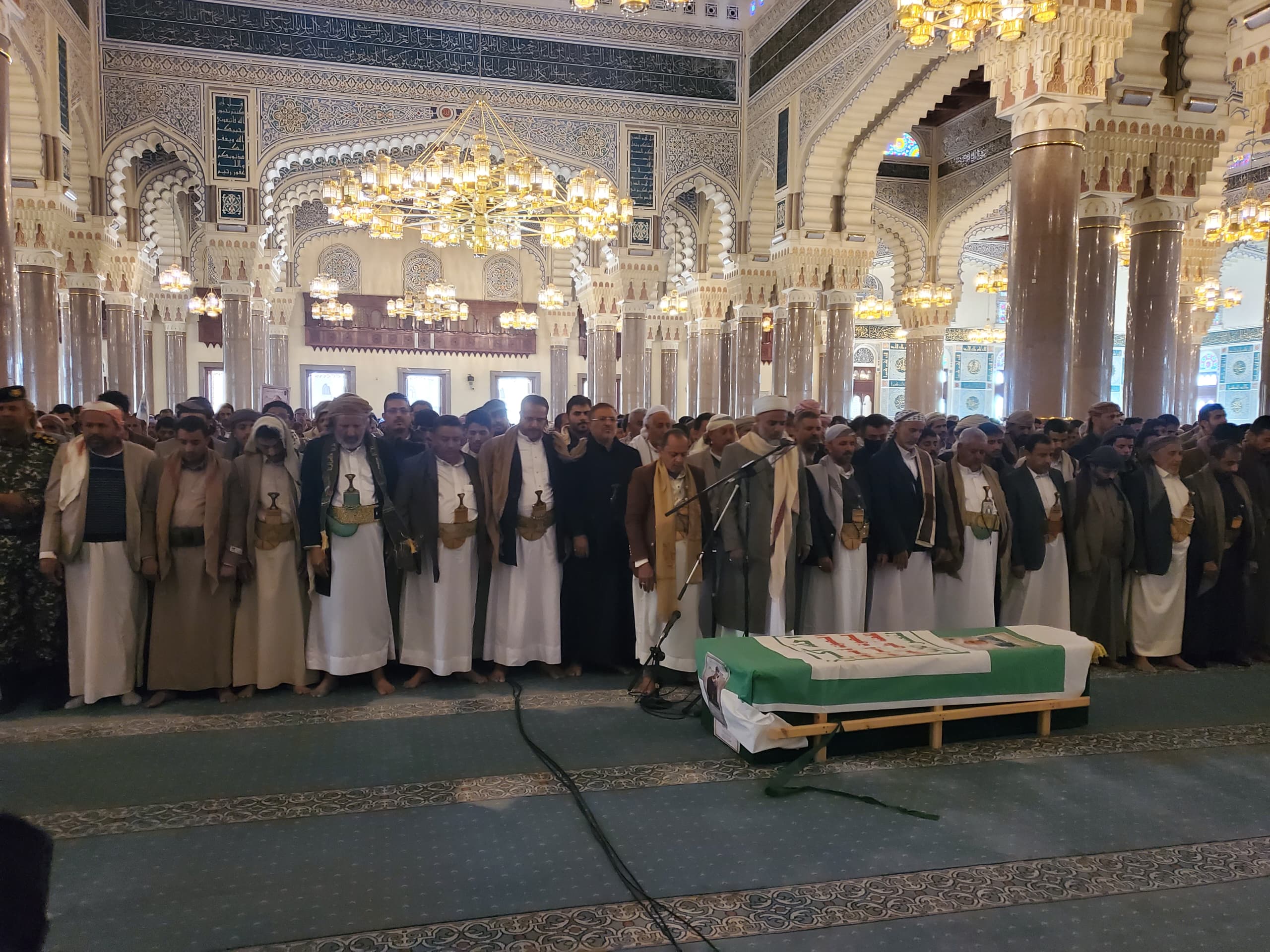 تشييع جثمان الفقيد المجاهد محمد العياني بصنعاء بحضور نائب رئيس مجلس النواب عبدالسلام هشول