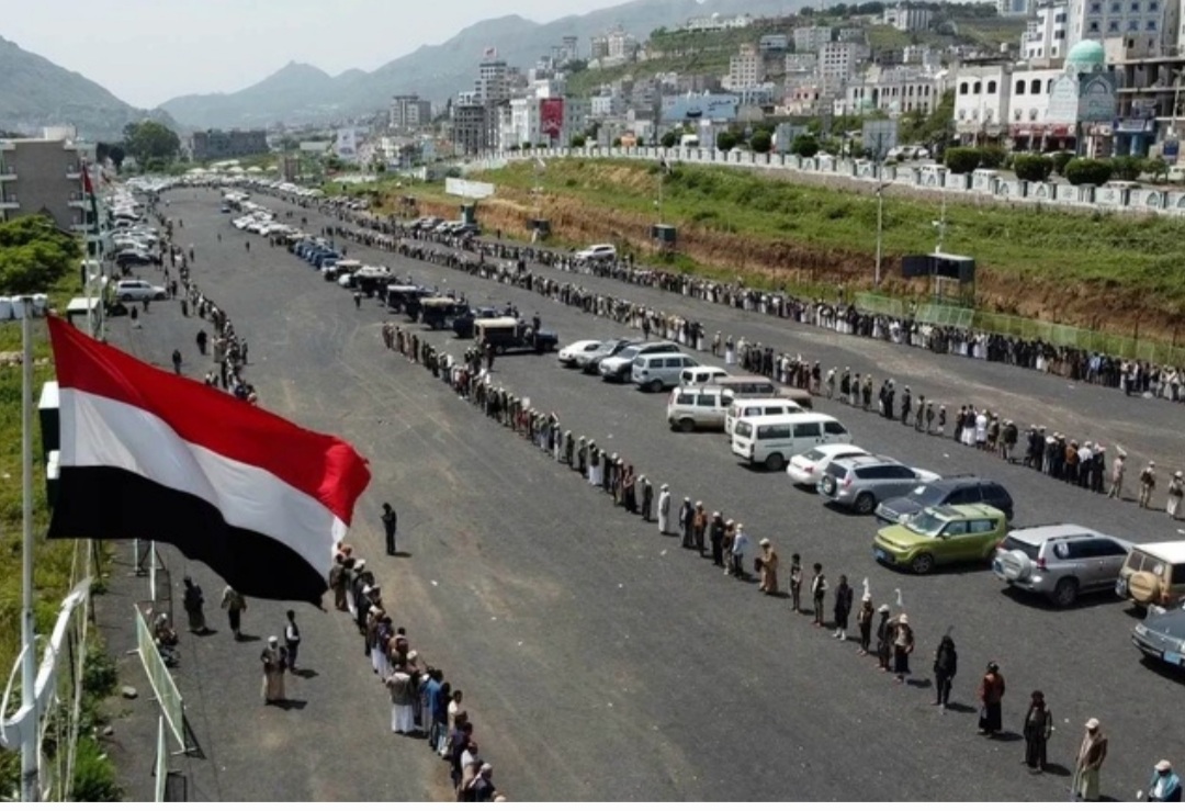 لقاء لأبناء الظهار والمشنة في إب للتأكيد على الاستعداد والجهوزية بحضور عضوي مجلس النواب الزنم  والجبري